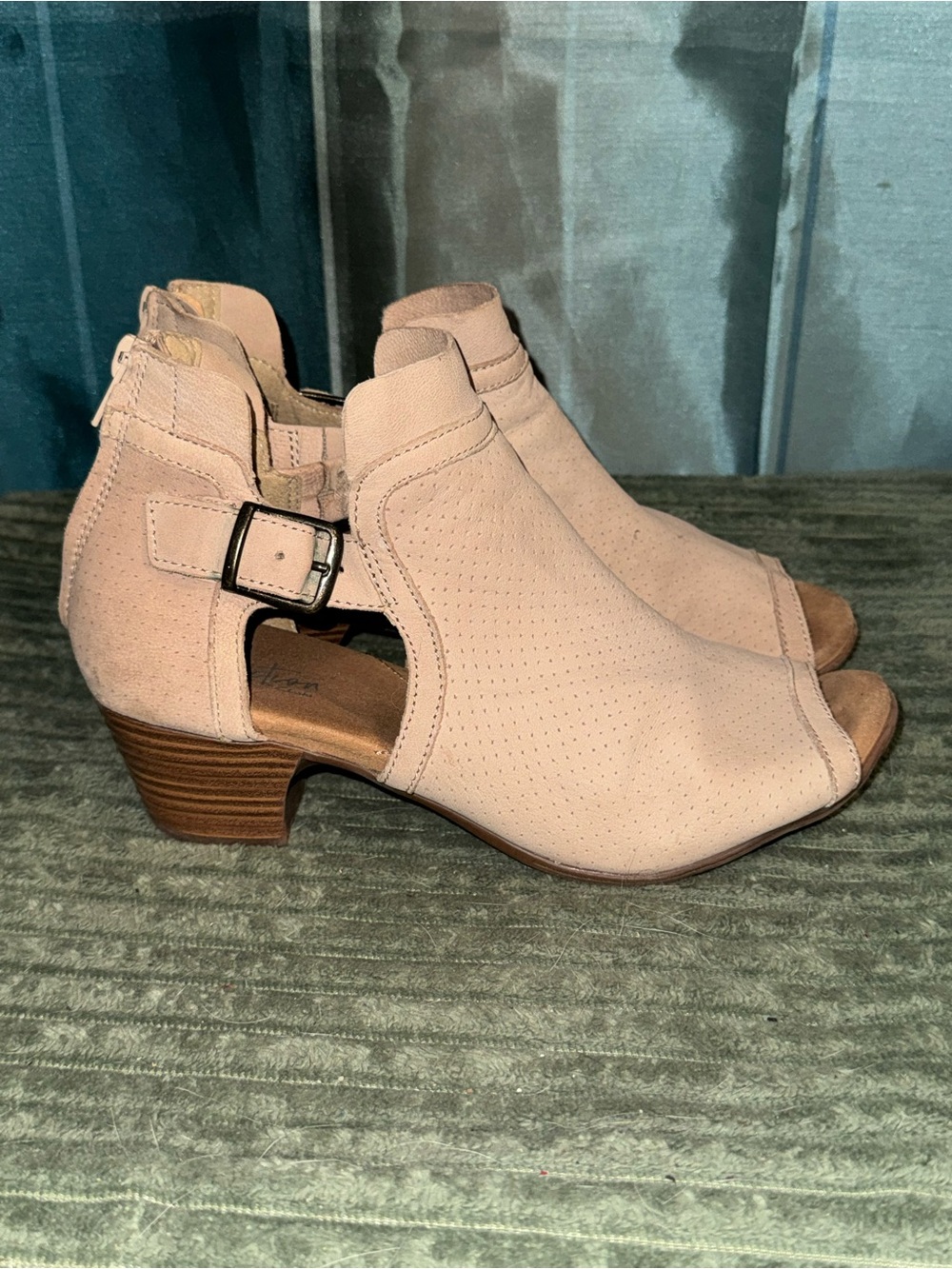 Clarks Tan Open-Toe Buckle Mules